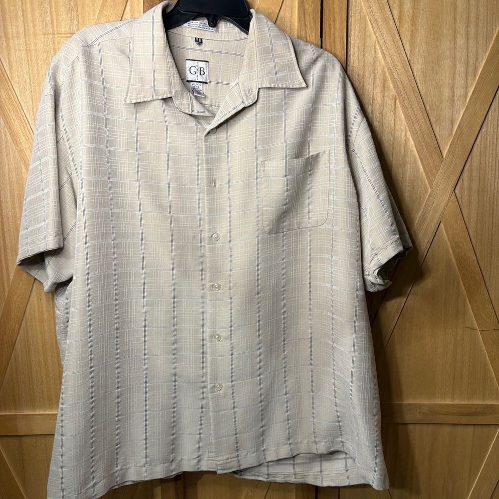 Geoffrey Beene Men's Beige Casual Button Down Shirt
